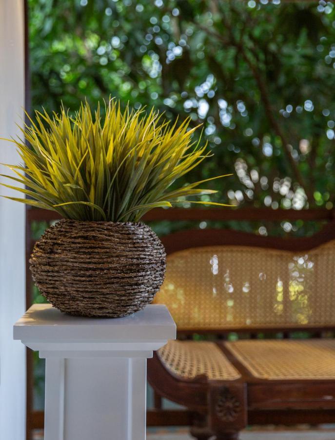 Ballarat Luxury Villa - Hikkaduwa Bagian luar foto