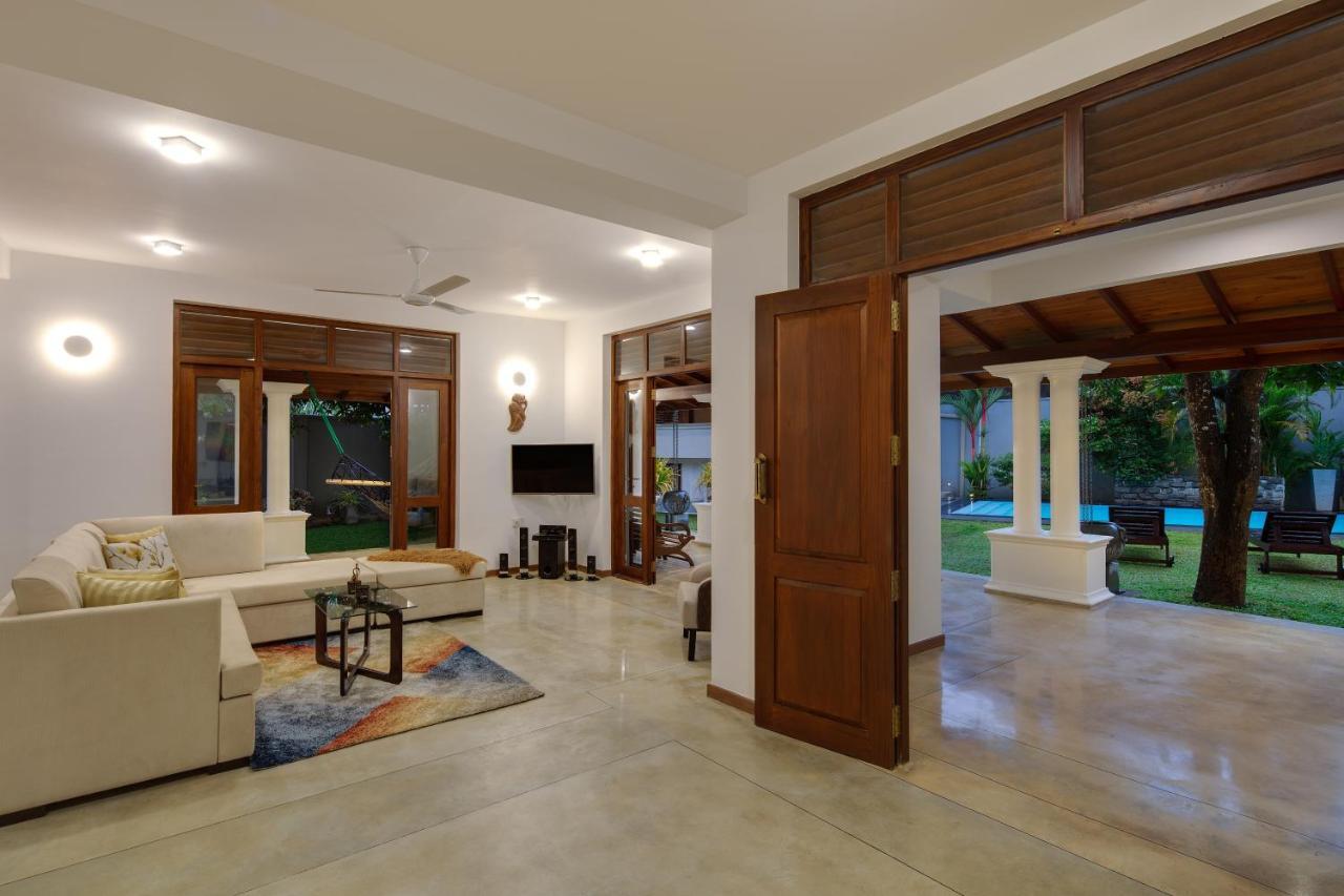 Ballarat Luxury Villa - Hikkaduwa Bagian luar foto