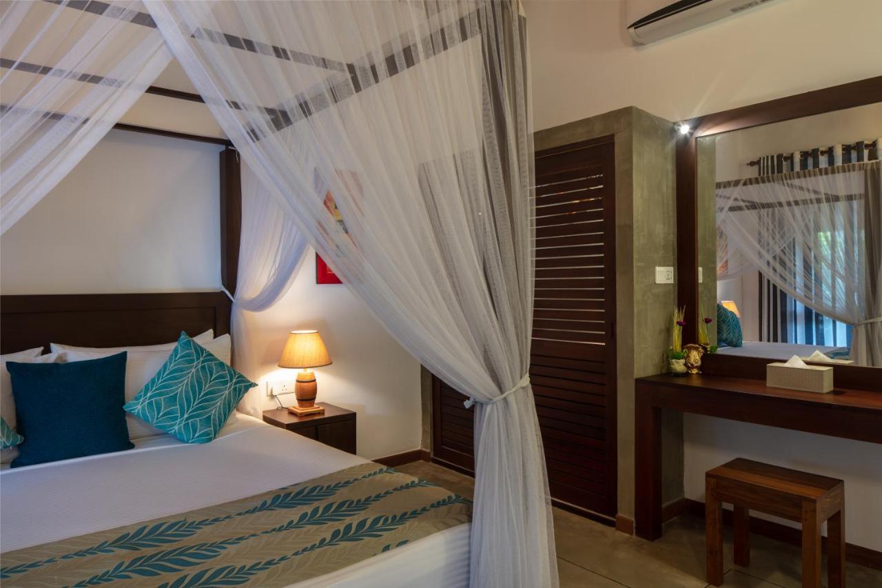 Ballarat Luxury Villa - Hikkaduwa Bagian luar foto